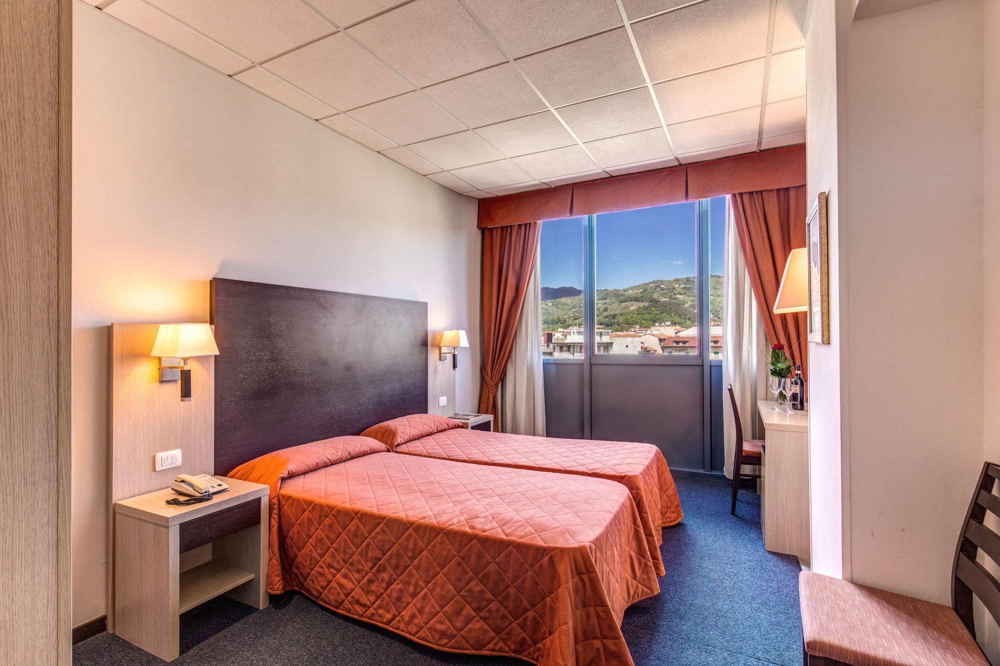 Hotel Tuscany 4*