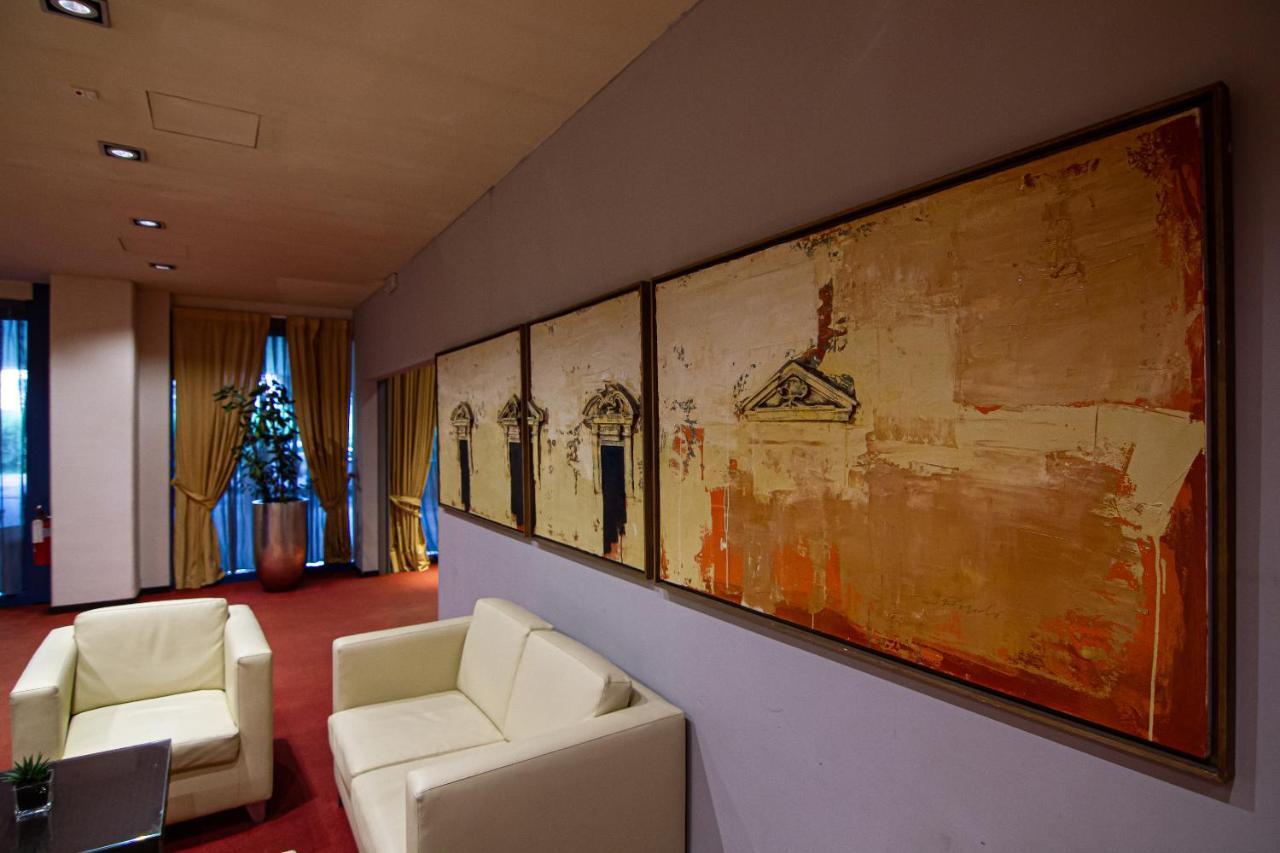 Hotel Tuscany