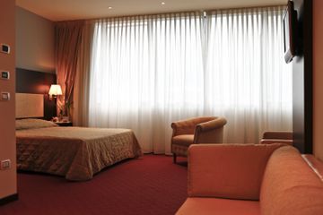 Hotel Tuscany 4*